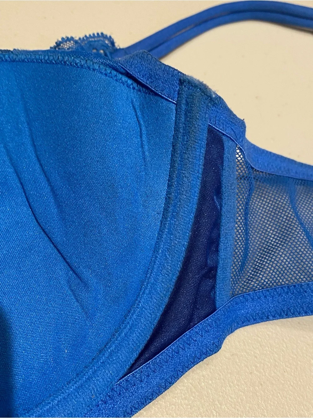 Victoria's Secret Very Sexy Lace Embellished Blue Lingerie Set, size 36D / L
